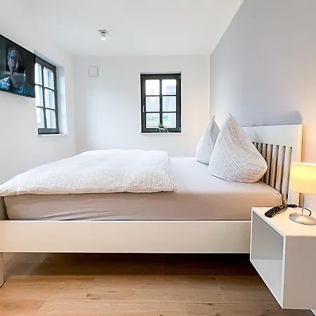 Geniessen - Surfside 青斯特